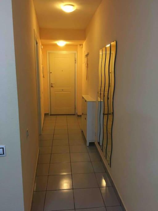 Piso En La Primera Linea Del Mar Con 2 Dormitorios Μπένιντορμ Εξωτερικό φωτογραφία