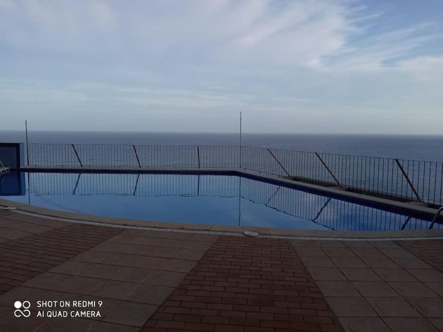 Piso En La Primera Linea Del Mar Con 2 Dormitorios Μπένιντορμ Εξωτερικό φωτογραφία