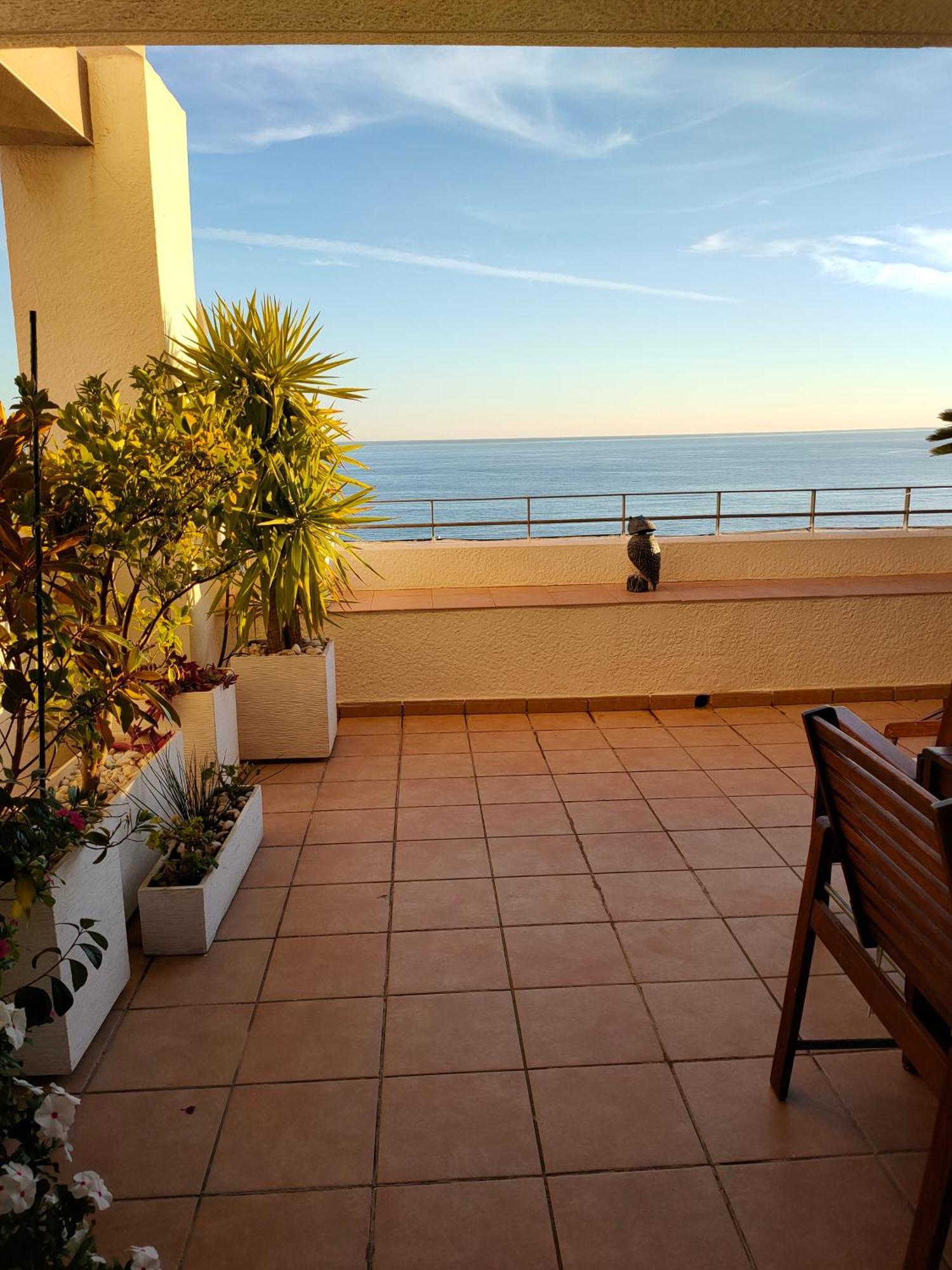 Piso En La Primera Linea Del Mar Con 2 Dormitorios Μπένιντορμ Εξωτερικό φωτογραφία
