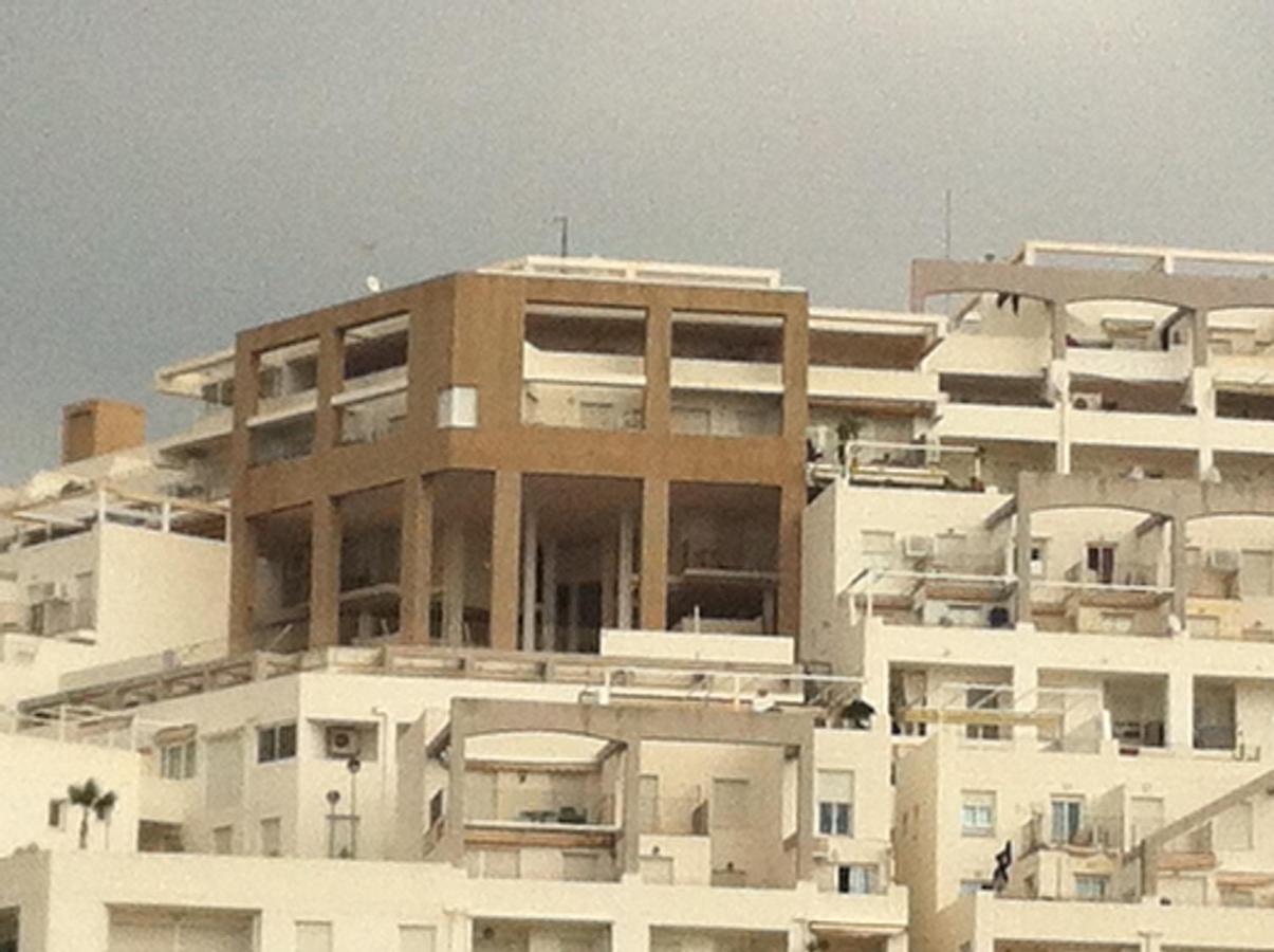 Piso En La Primera Linea Del Mar Con 2 Dormitorios Μπένιντορμ Εξωτερικό φωτογραφία